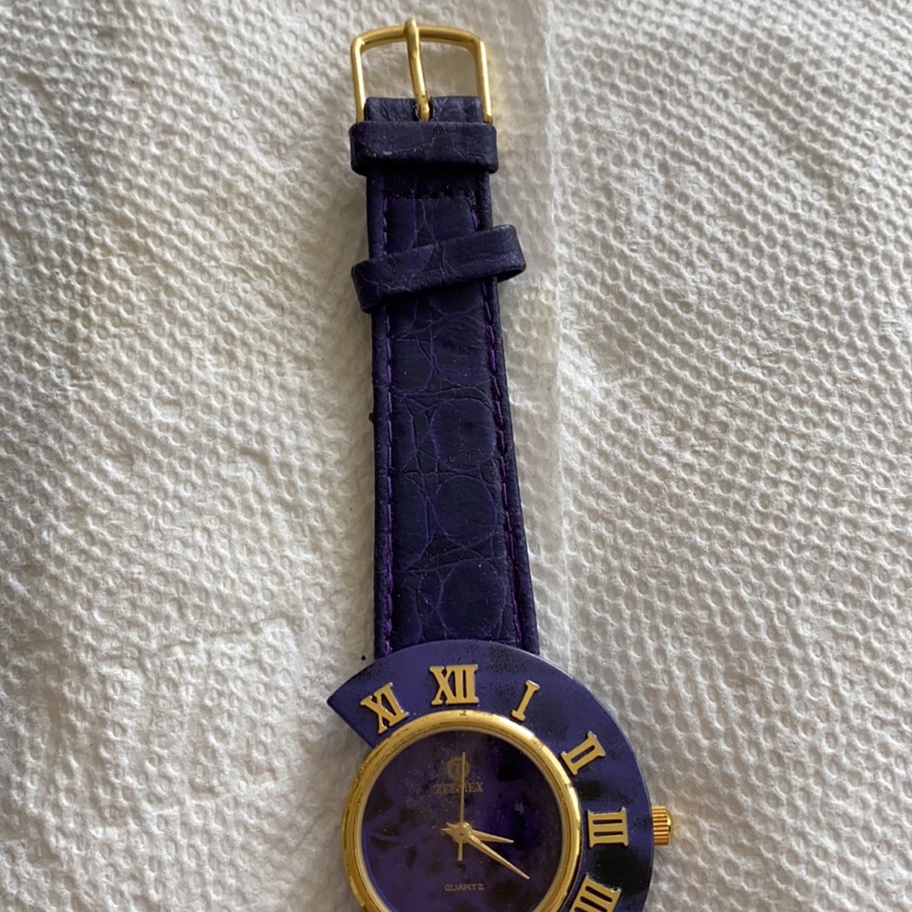 Purple Watch - Picture 2 of 4